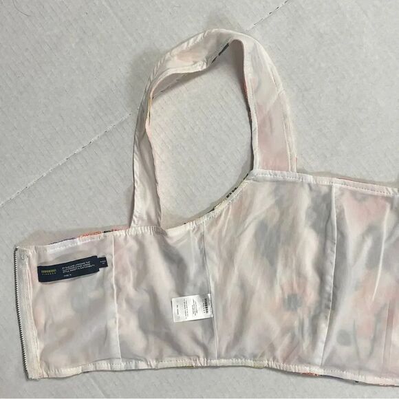 Floral Applique Sleeveless blouse. Embroidered flowers peach pink yellow daisies - Picture 12 of 16